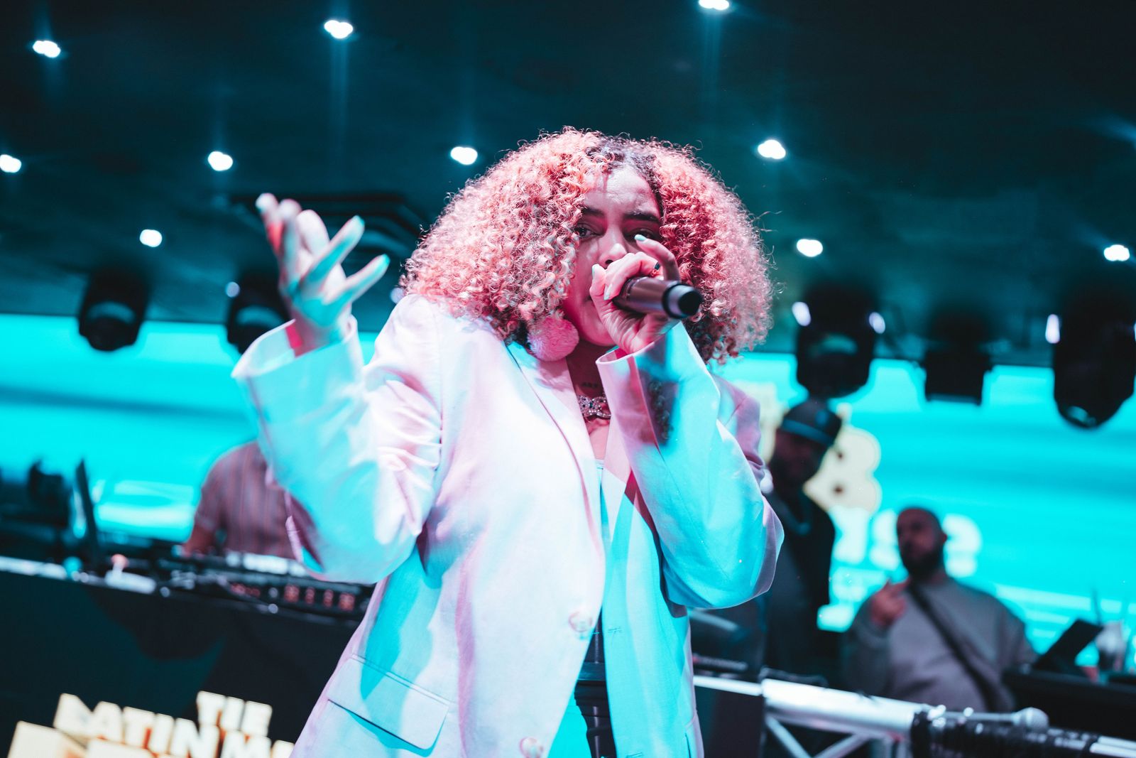 An artist performing at the 2023 showcase